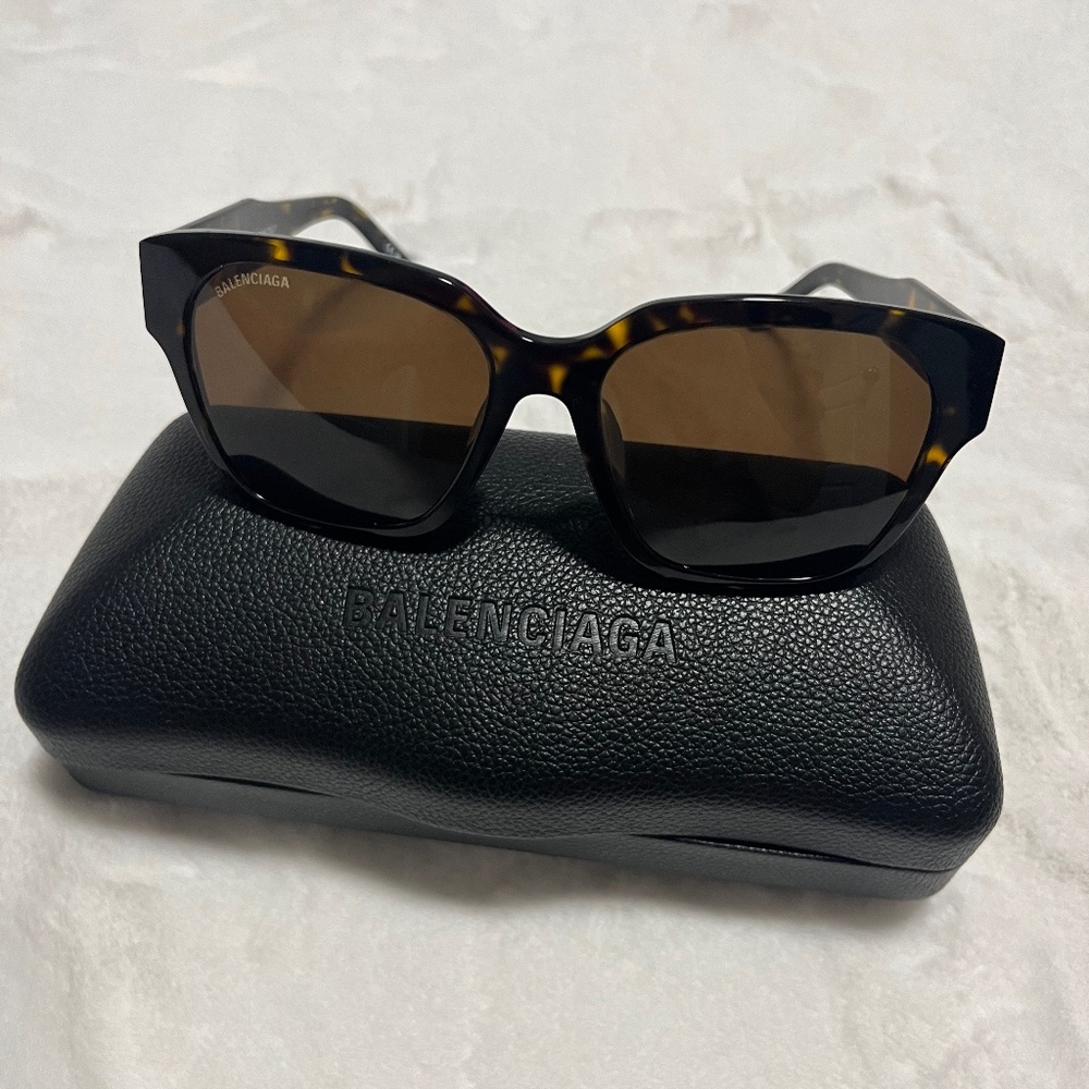 Balenciaga Sunglasses - brand new